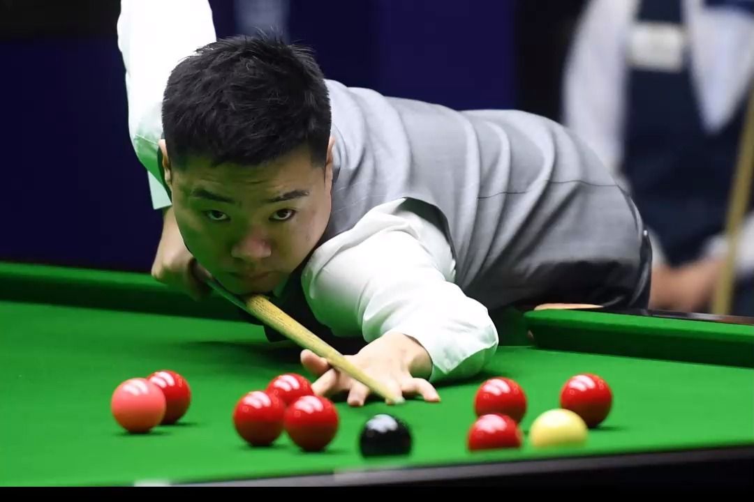 斯诺克英锦赛决赛第一阶段直播:奥沙利文vs丁俊晖(中文全程)高清视频