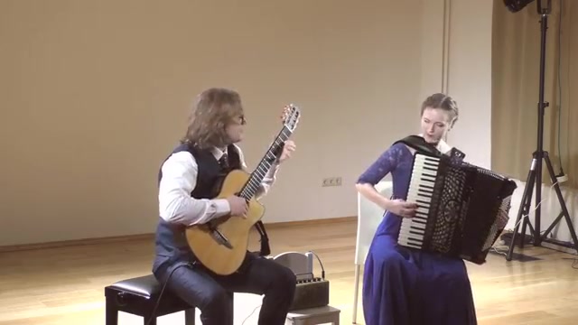 [图]《雀鸟》Tico-Tico No Fuba by Roman Zorkin & Tatiana Zorkina