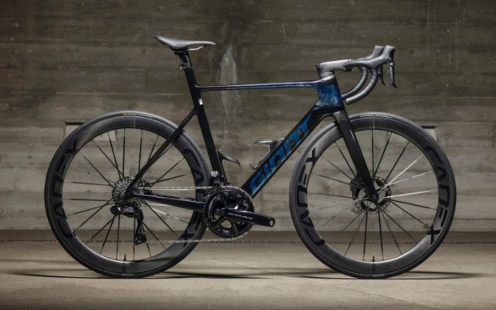 夜魔侠!giant propel adv sl 0 2023款蓝黑涂装