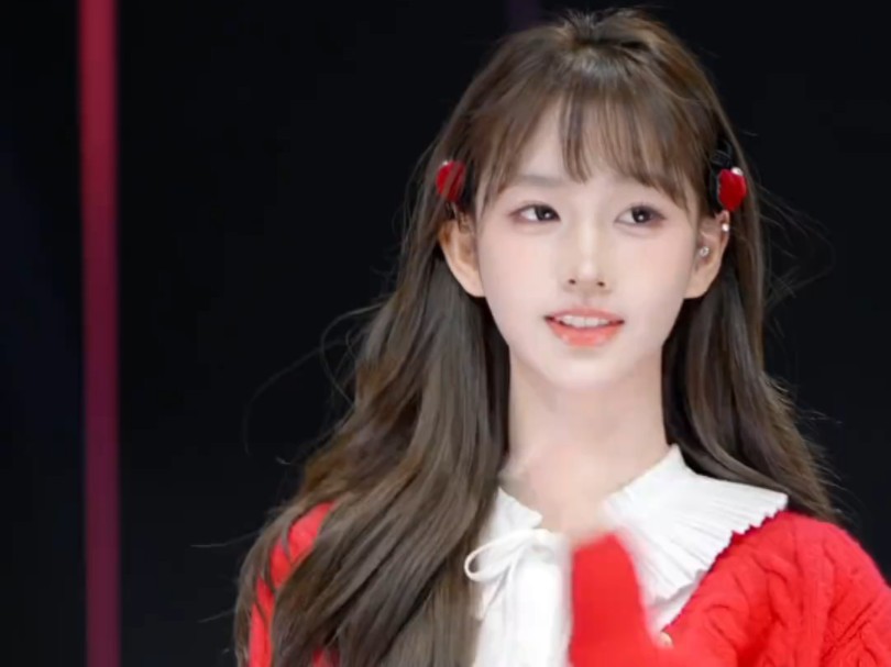 黄玉瑶 中国时装秀 日常穿搭秀场 可爱小姐姐走秀