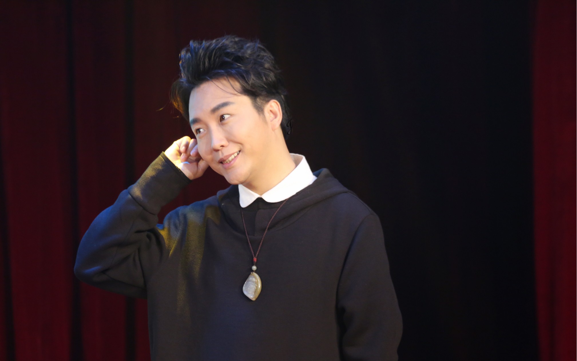 李玉刚演唱会现场独唱版天地有灵