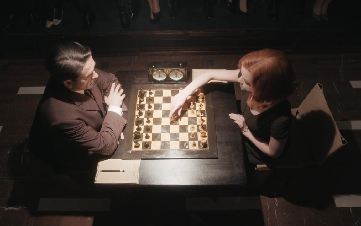 [图]2020 Netflix 美剧《后翼弃兵》(The Queen's Gambit) 中最佳五步棋（中文字幕）