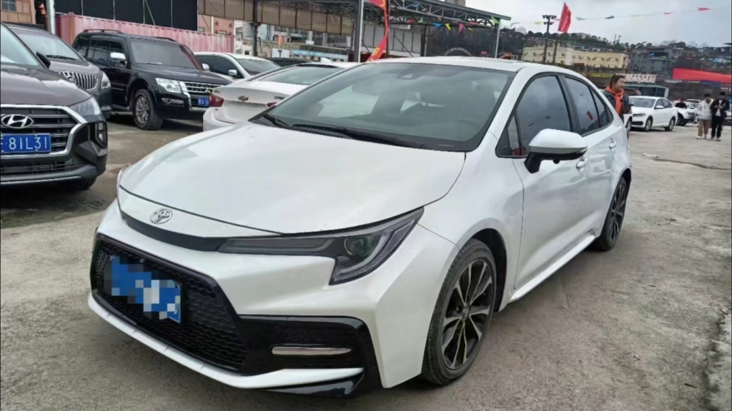 新到20年的丰田雷凌,21款自动运动版.20年6月上牌.1.2t自动天窗 批发