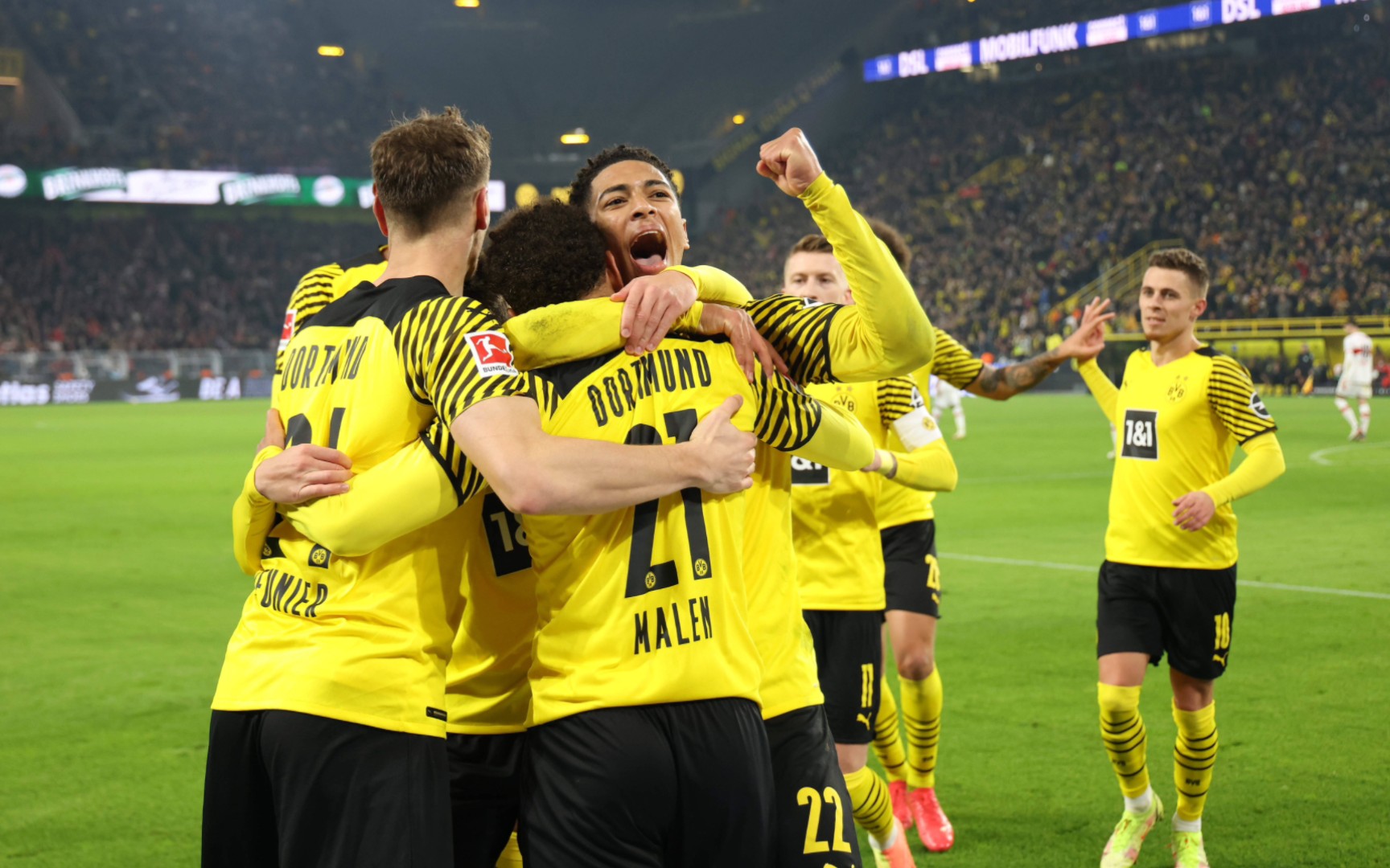 拜仁惨败,多特机会来了,德甲冠军即将易主,多特客胜定胆,天狼星冲击