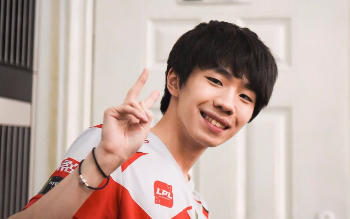 【we ben】171120吃播甜甜直播lol 小游戏_哔哩哔哩_bilibili