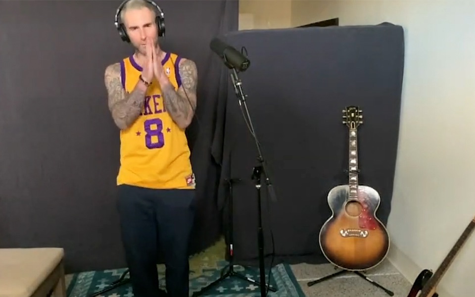 maroon5热单memories最新肥伦秀表演