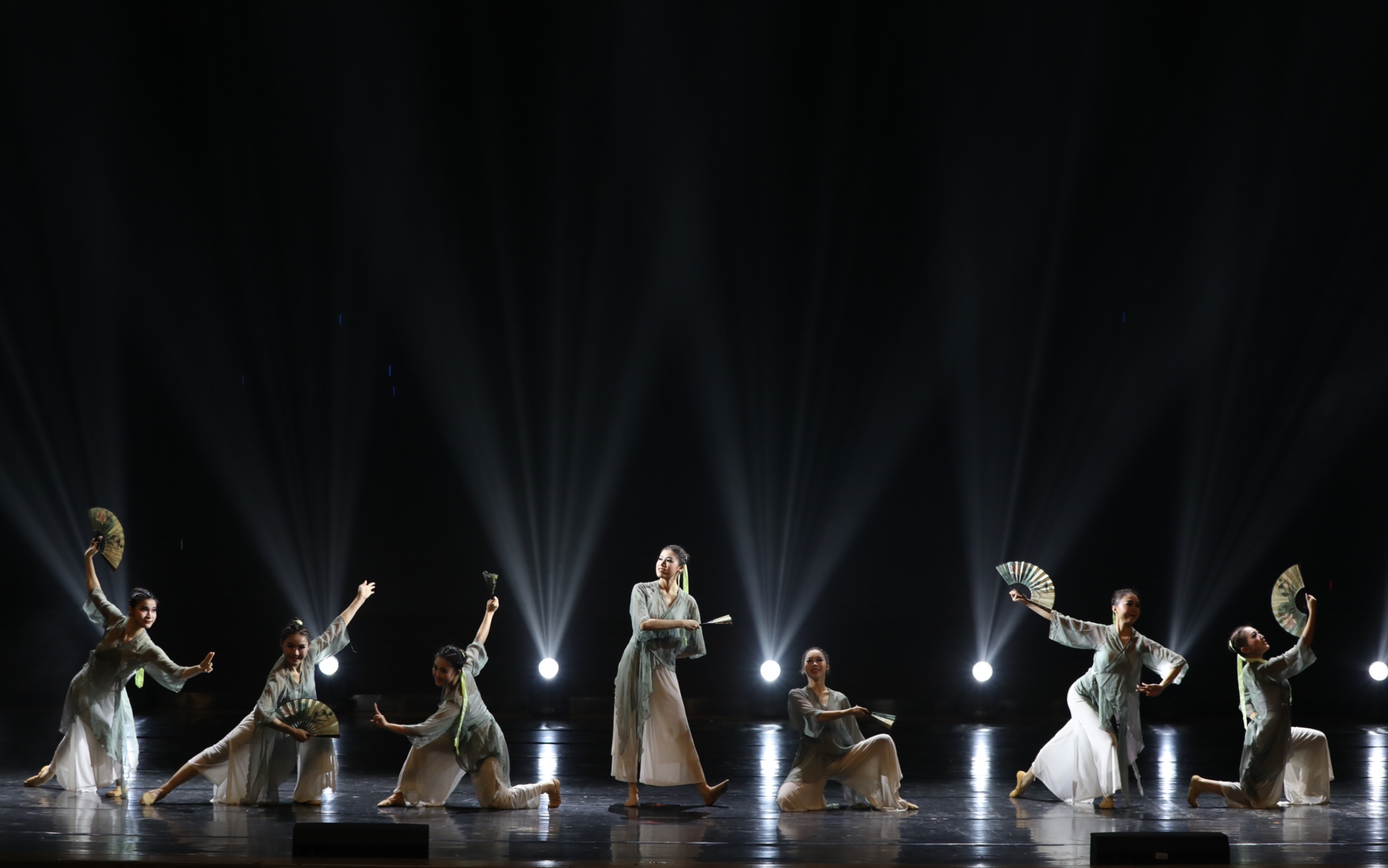 【南师大19舞2】毕业晚会古典舞组合