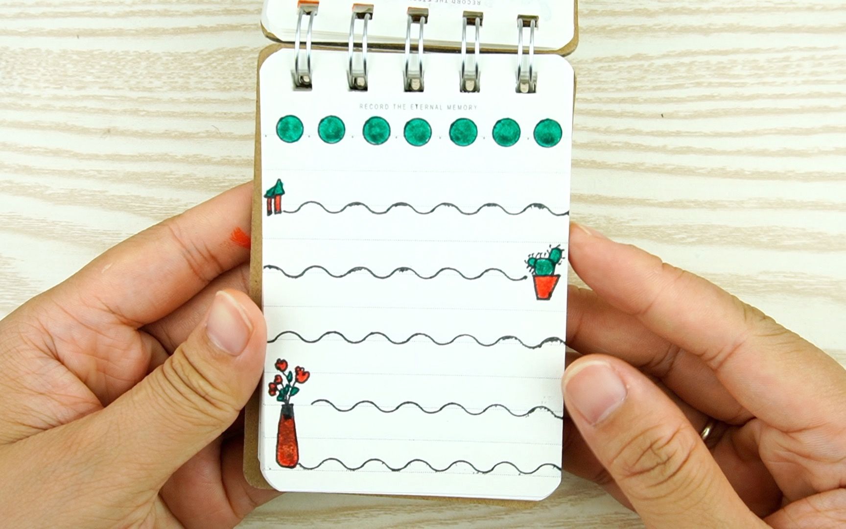 迷你记账记事本手绘,小树,仙人掌和花瓶圆形装饰图案