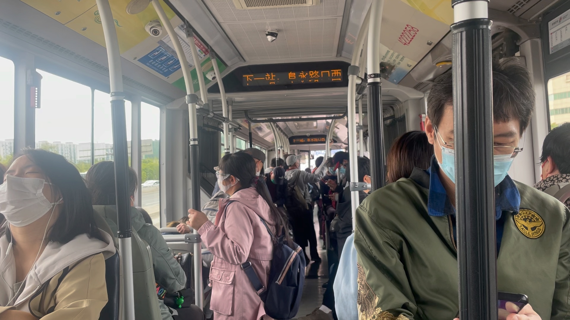 北京公交brt4路大福后运行视频