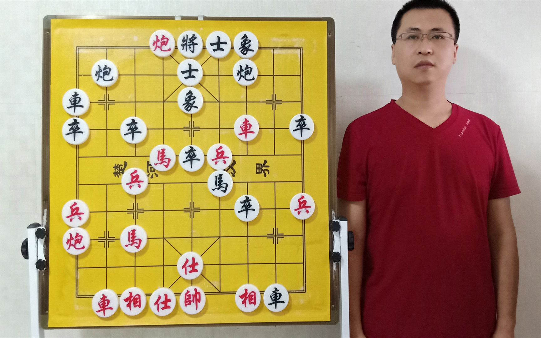 [图]马炮争雄第71讲：当今棋坛，谁急进中兵研究最深？碰到就是死，牛的不行了，当头炮对屏风马，平炮打“贴将马”，特级大师徐超成名绝技，含蓄而霸道