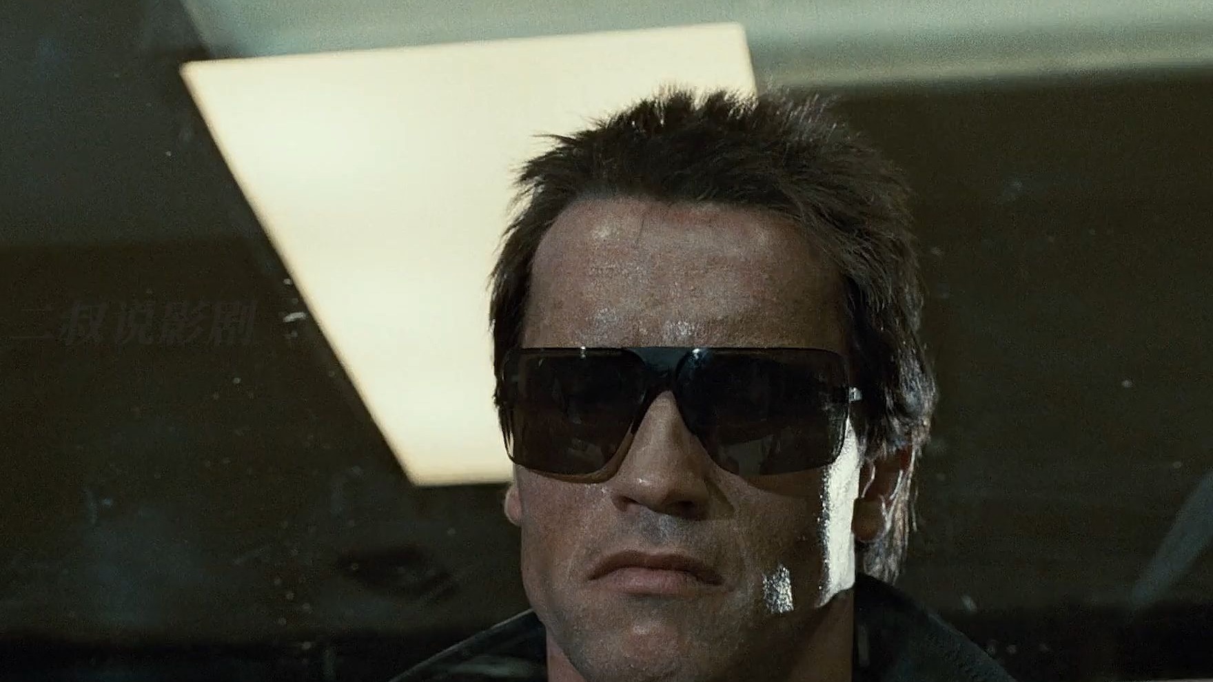 一口气看完科幻电影《终结者1》