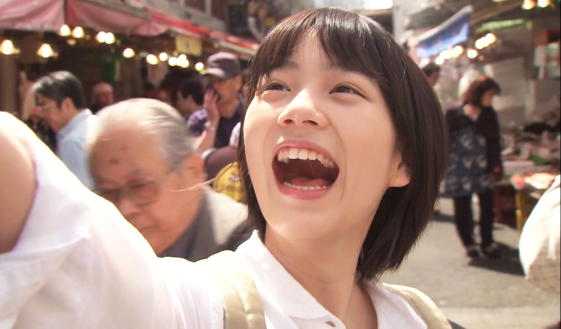 能年玲奈/来自犬系少女的笑容暴击