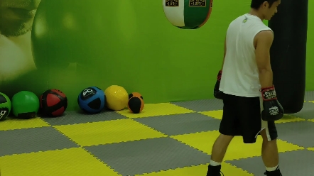 职业拳击6回合手靶连续耐力训练,看着都累