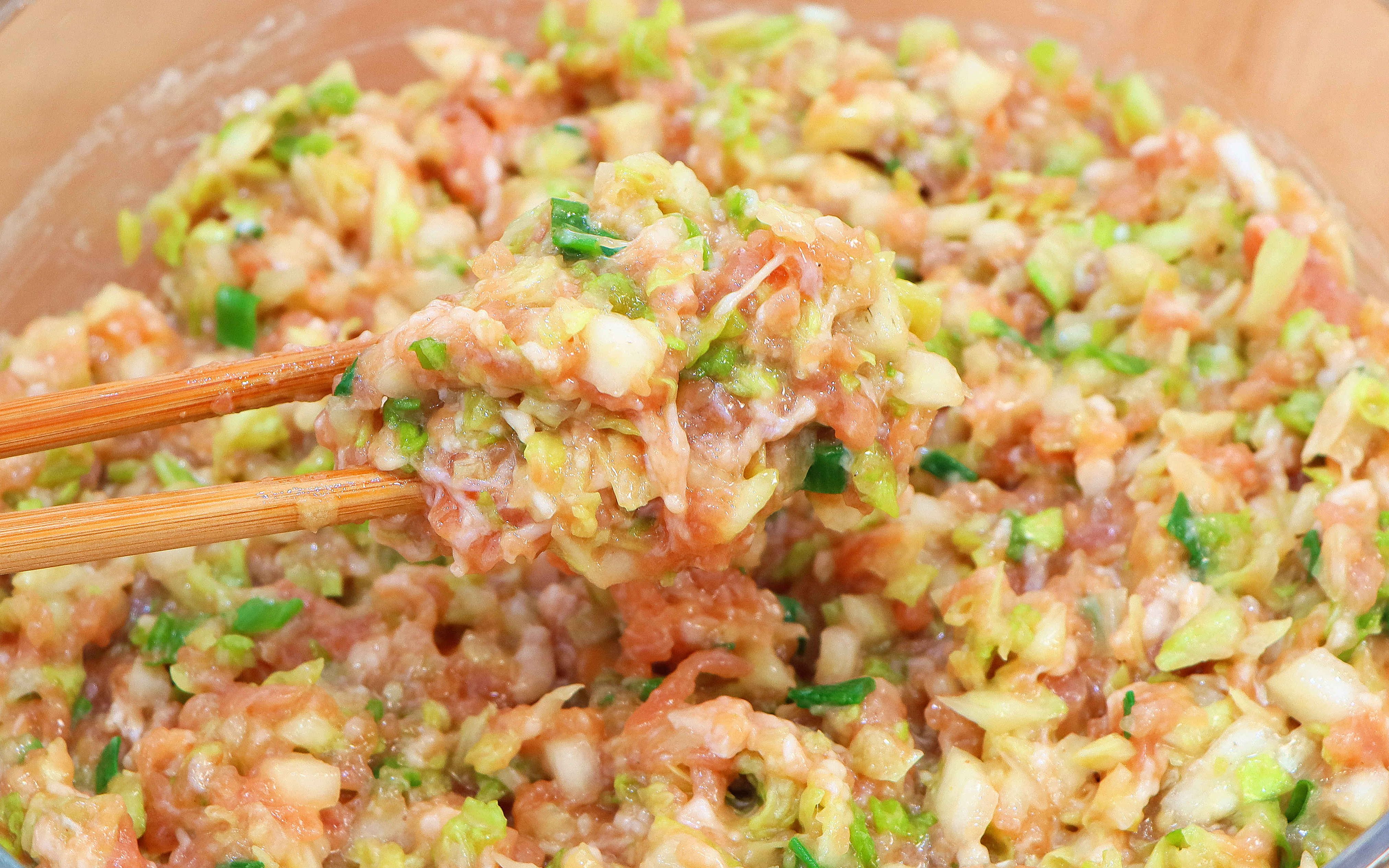 调白菜猪肉馅,最忌用盐杀白菜,教你饭店不外传的配方,肉嫩菜鲜