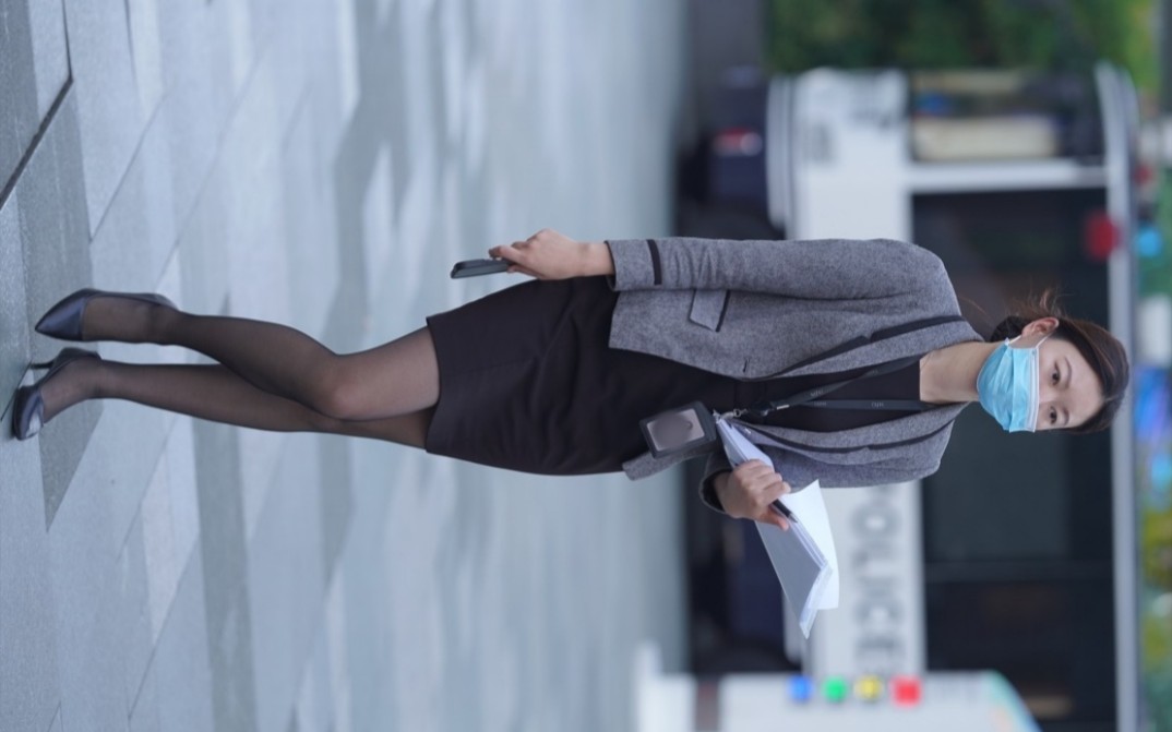 街拍职业装气质美女