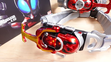 CSMカブトゼクターver1.5&ディスプレイ台座 仮面ライダーカブト「CSMカブトゼクター ver.1.5