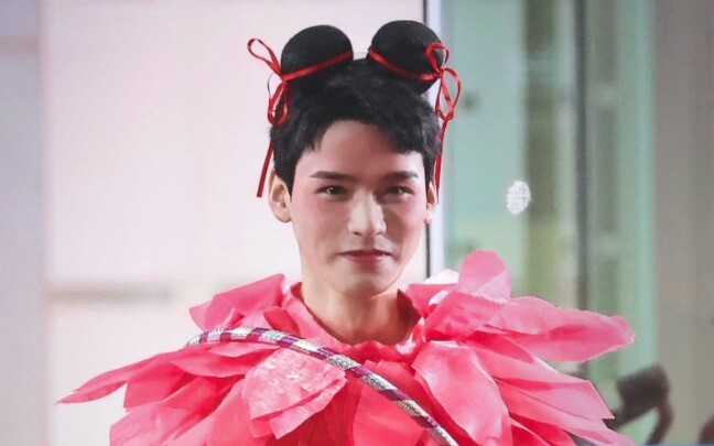 龚俊哪吒造型 对不起老龚我笑了噗哈哈哈哈哈哈哈哈哈