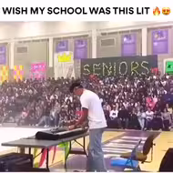 百  万  转  场