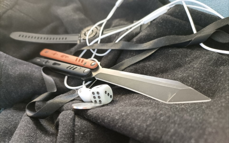 蝴蝶刀开箱第七期无疆特别版纯黑rep