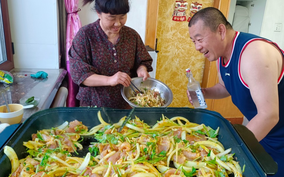 东北庄稼院烤肉原来这样吃,不仅顺序有讲究,食材选用也不一般哔哩哔哩bilibili