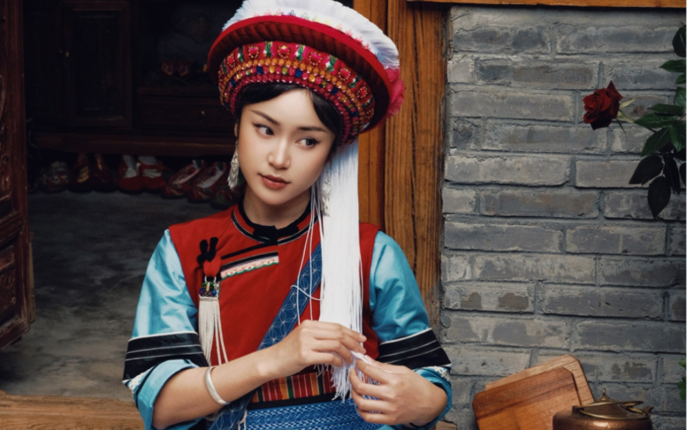 白族少女限时体验/真的深度融入了