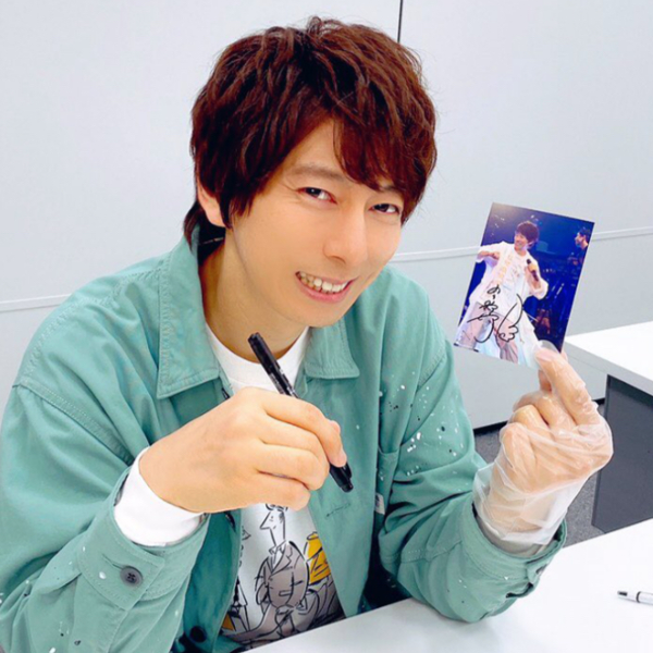 【声優サイン】羽多野渉 サイン色紙 男性声優 羽多野渉 サイン色紙 覚醒のAir - メルカリ