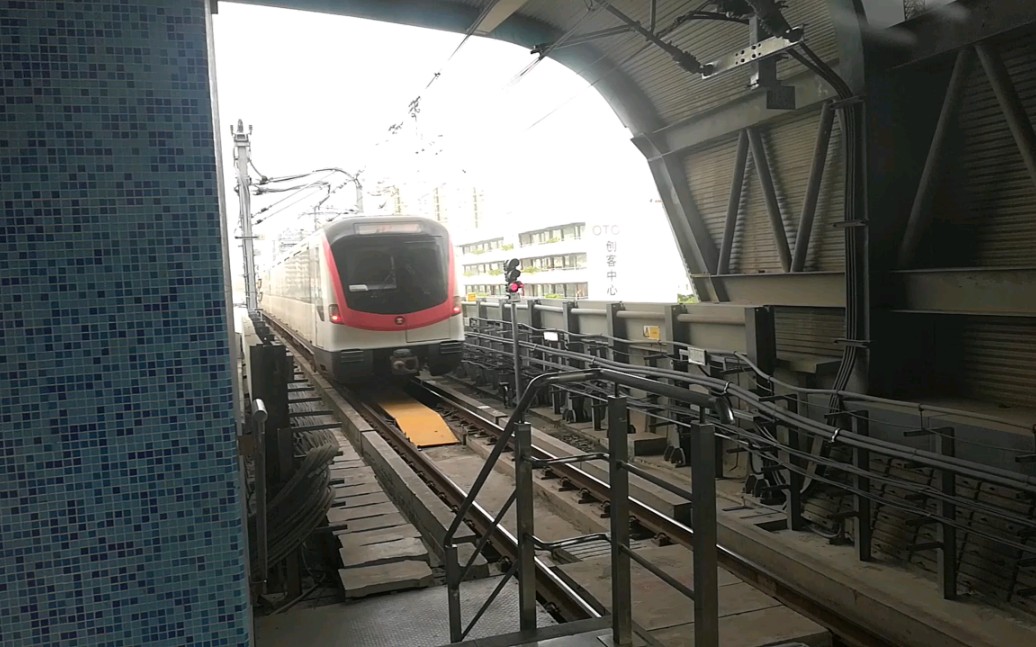 深圳地铁4号线编号416出清湖站空载跑图清湖北牛湖区间