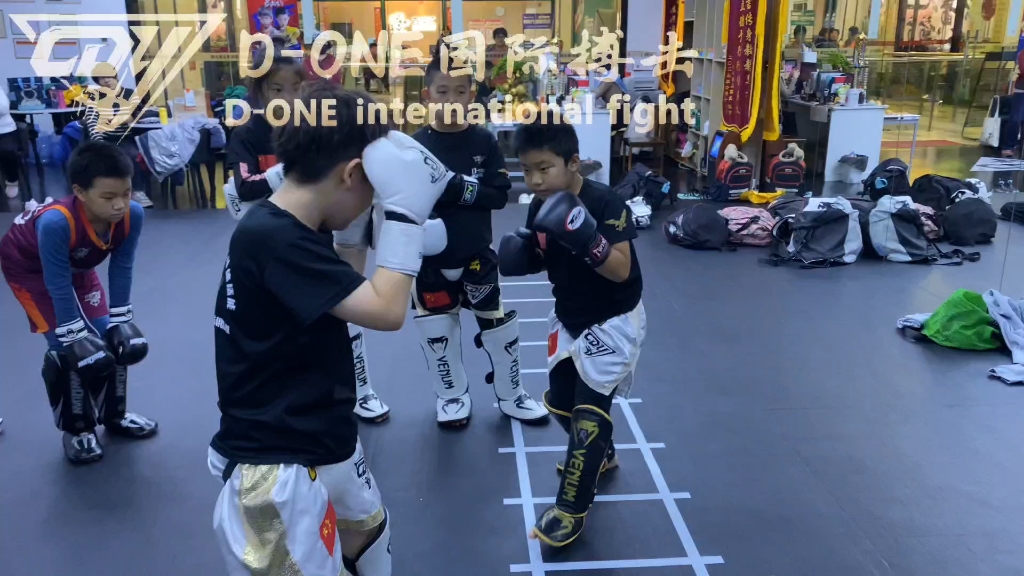 d-one搏击国际俱乐部散打训练