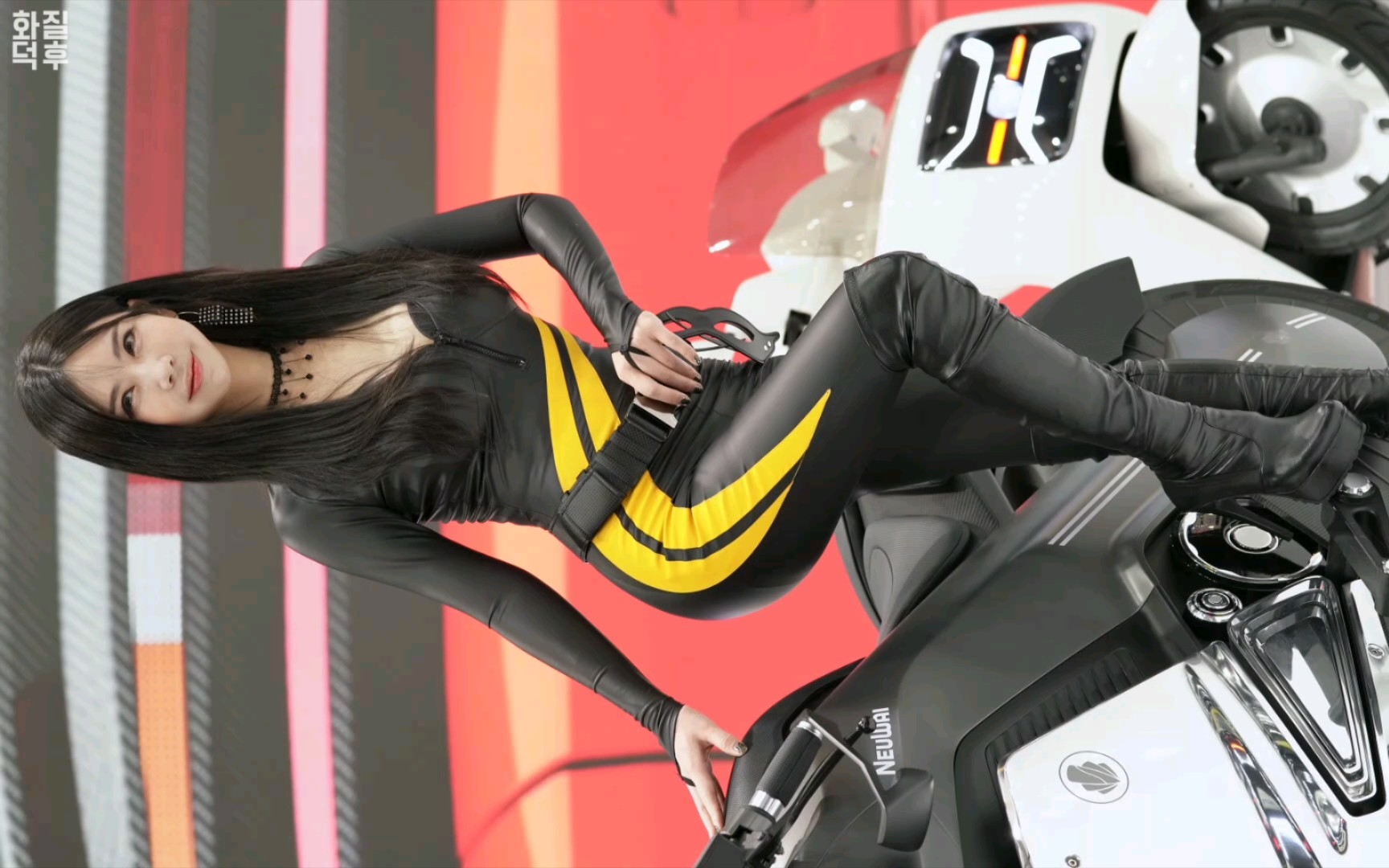 韩国机车性感美女模特小姐姐._哔哩哔哩_bilibili