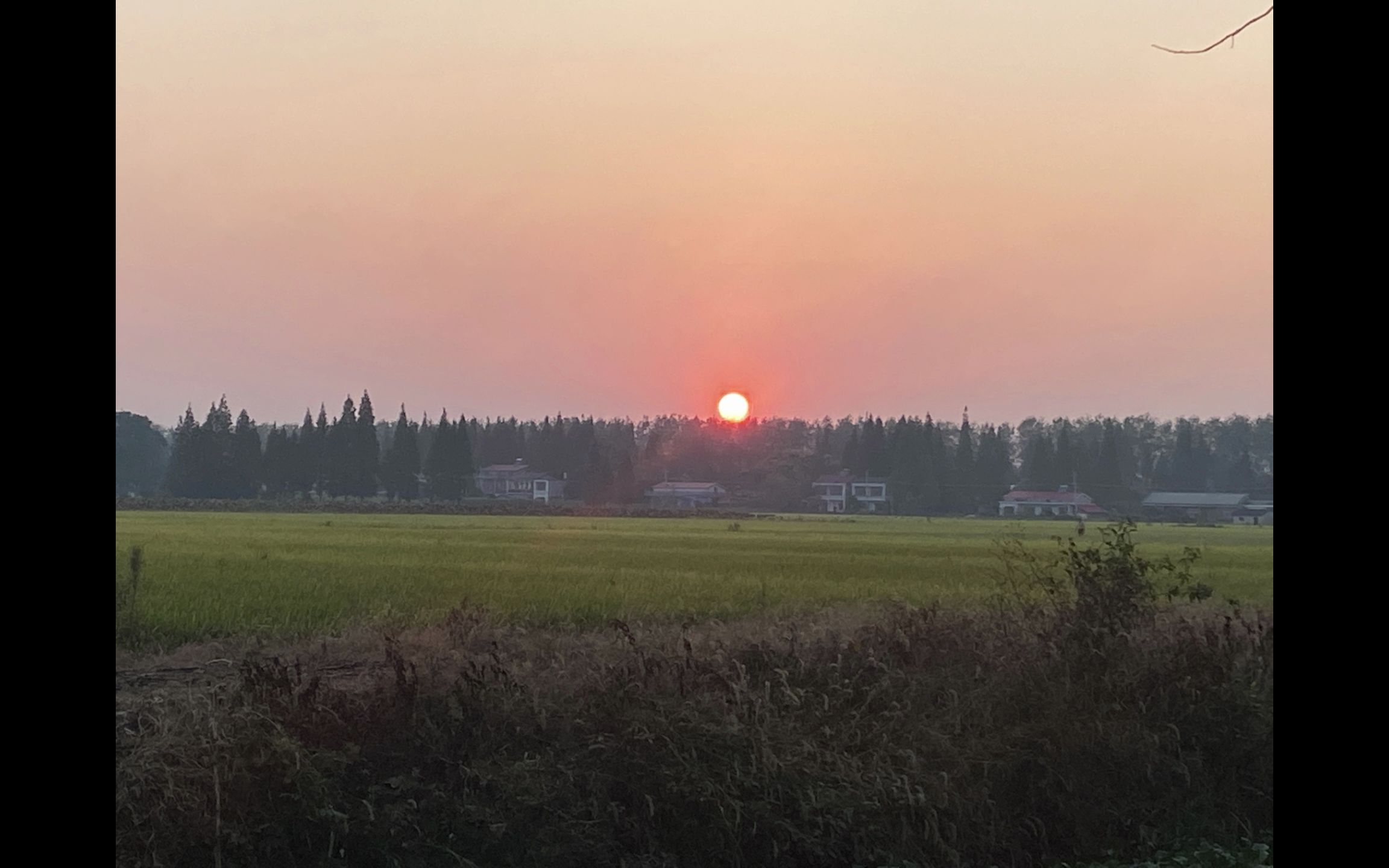 [图]At sunset, after the sunset, the sky is full of stars.