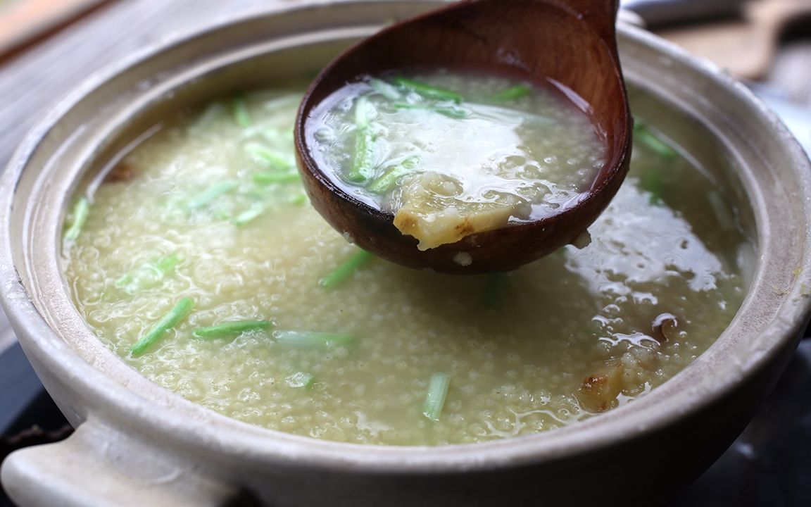 姜葱粥的功效与作用(姜葱粥的功效与作用:预防感冒,促进消化)