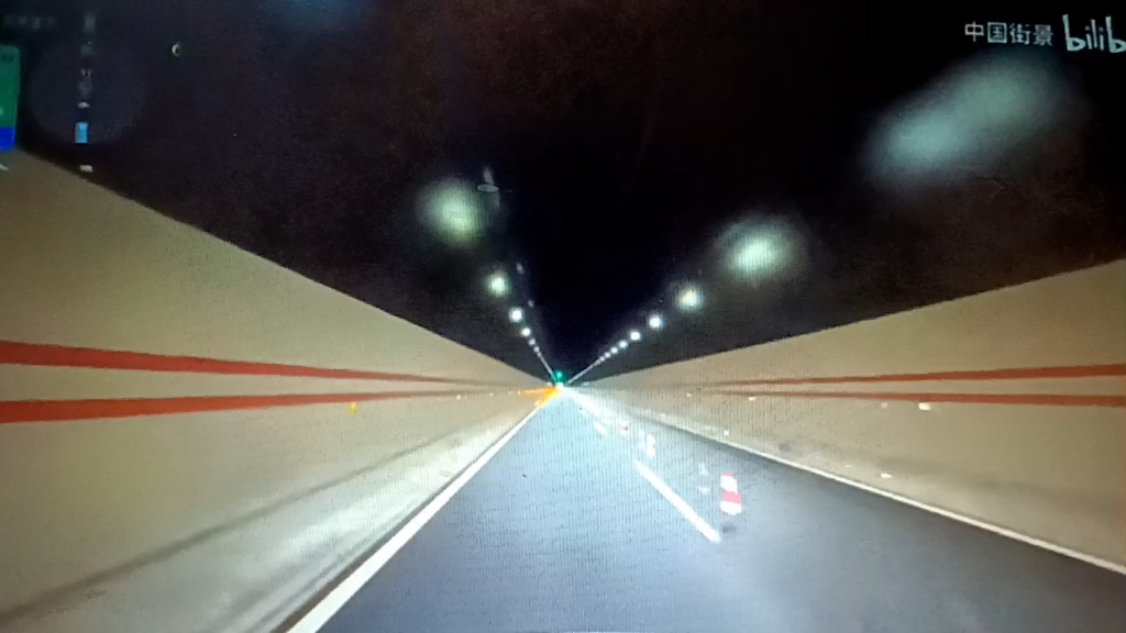 石金山隧道 全长3883m