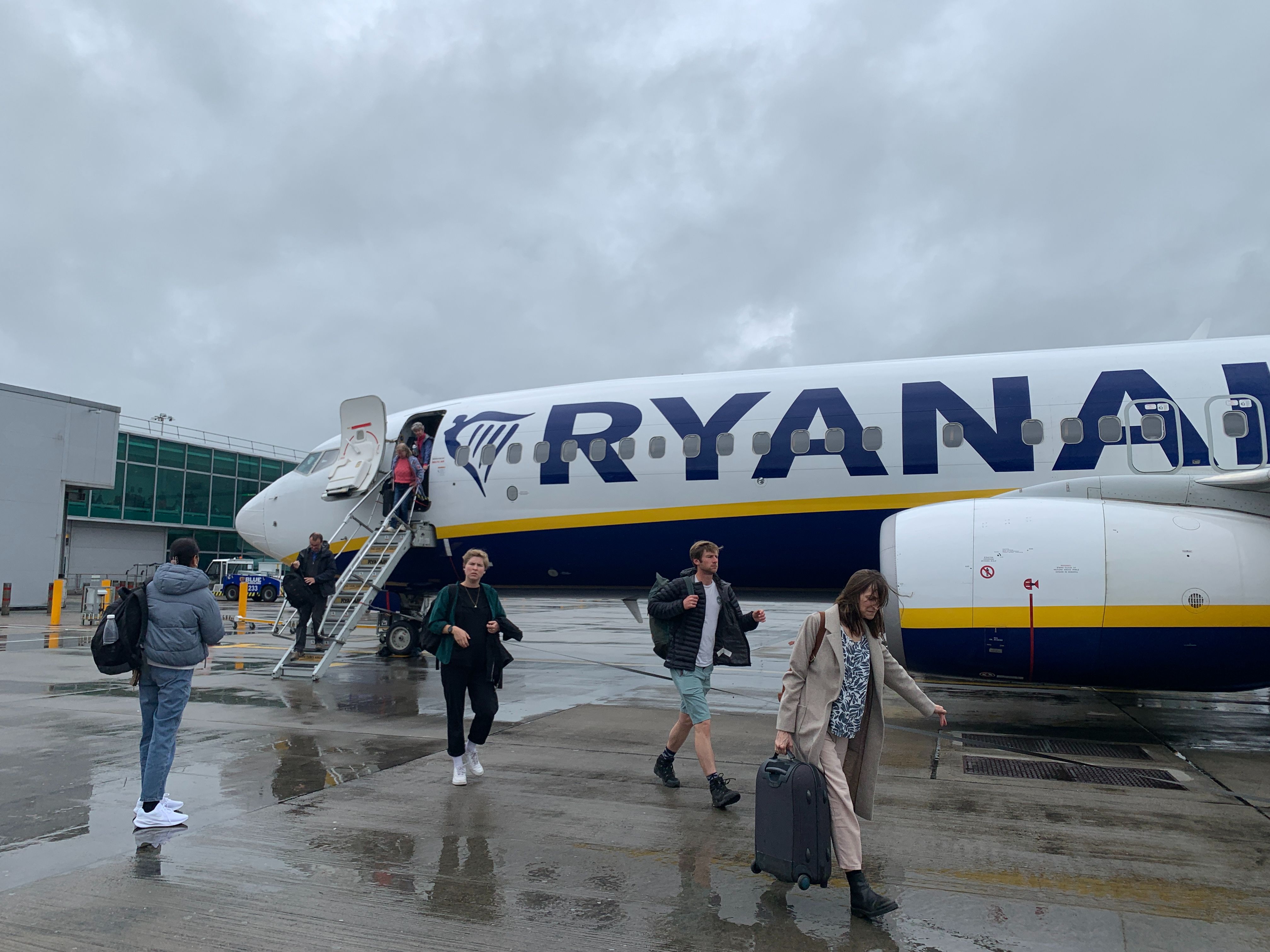 【pov016】瑞安航空·fr255 都柏林起飞&伦敦stansted降落