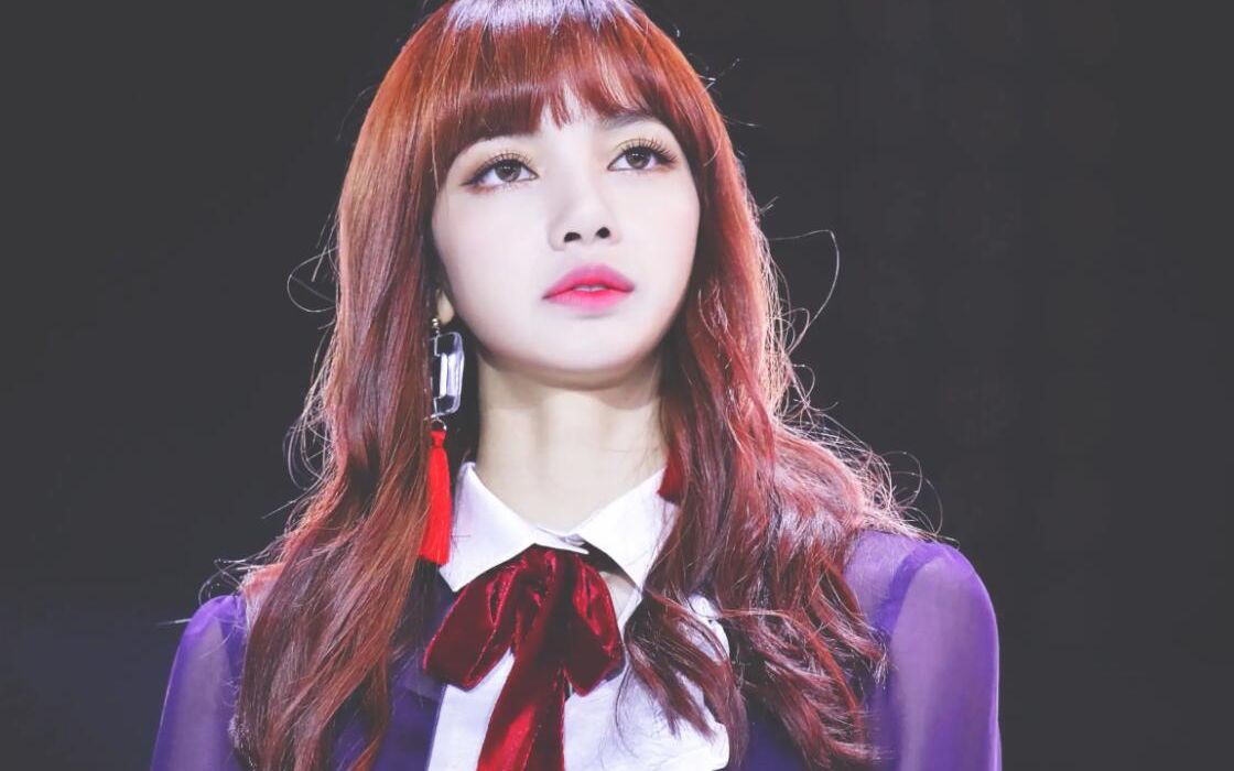 lisa为了上位不择手段?疯马秀回应:只为吸引年轻男用户!