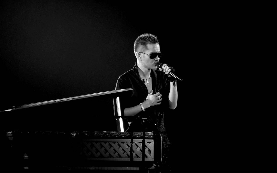 [图]【ATSUSHI】 EXILE LIVE TOUR 2012 ATSUSHI SOLO - BLACK RAIN