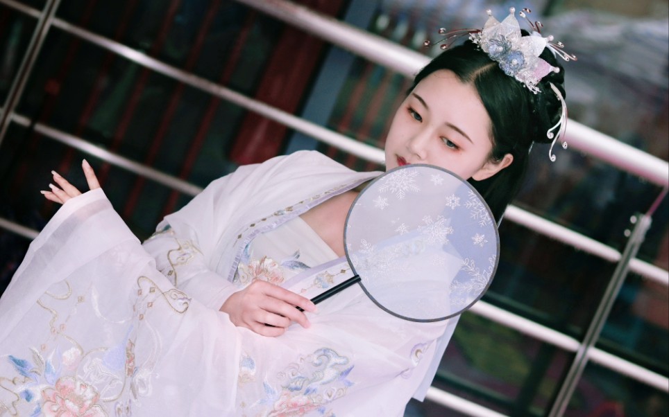 活动作品流烟昔泠汉服雪姬开箱