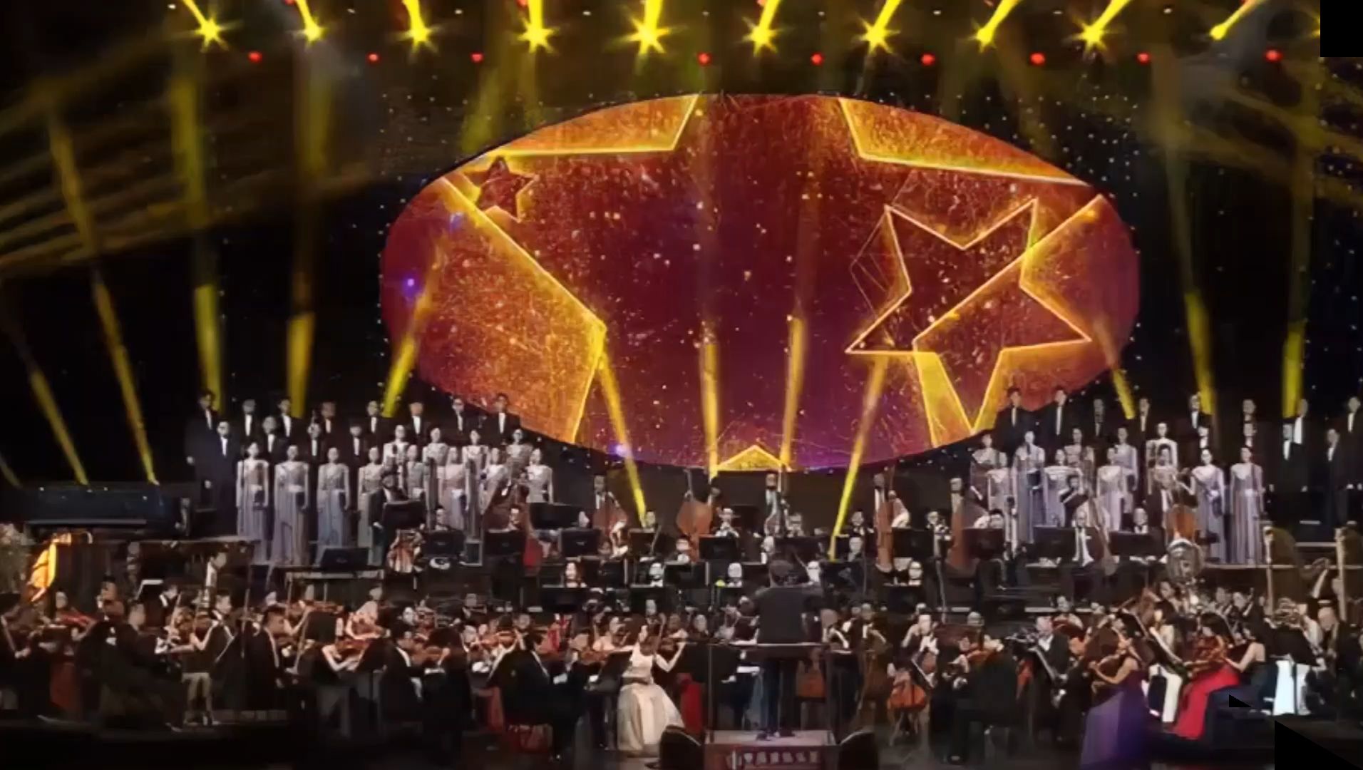 中国爱乐乐团演奏《红色娘子军》