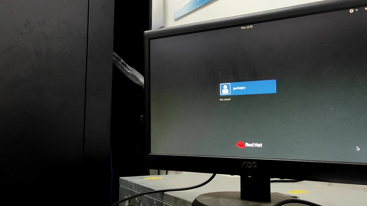 HP_DL580_G9服务器安装redhat8系统后——芜湖......起飞_bilibili