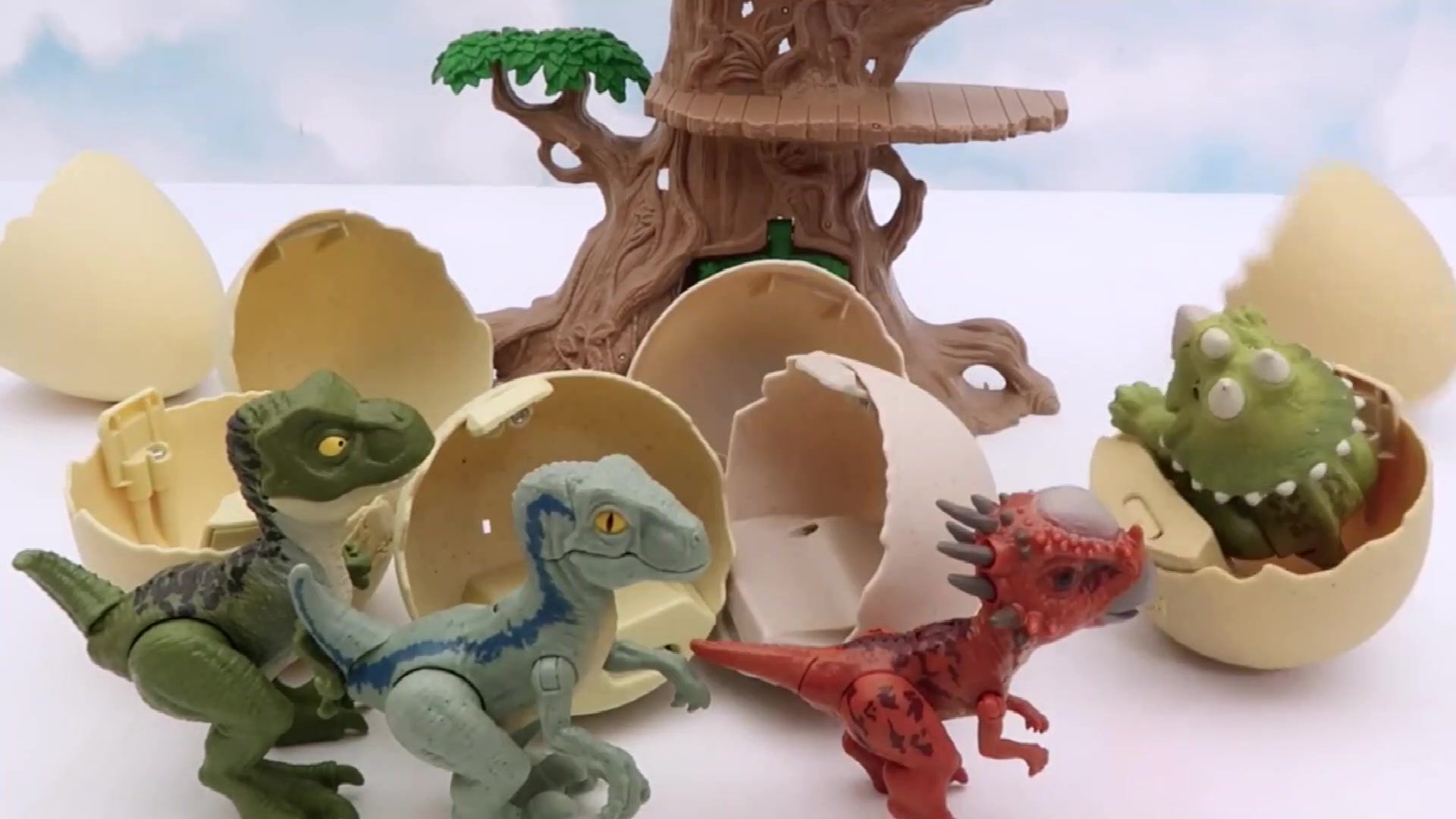 恐龙玩具奇趣蛋孵化出小恐龙!_哔哩哔哩_bilibili