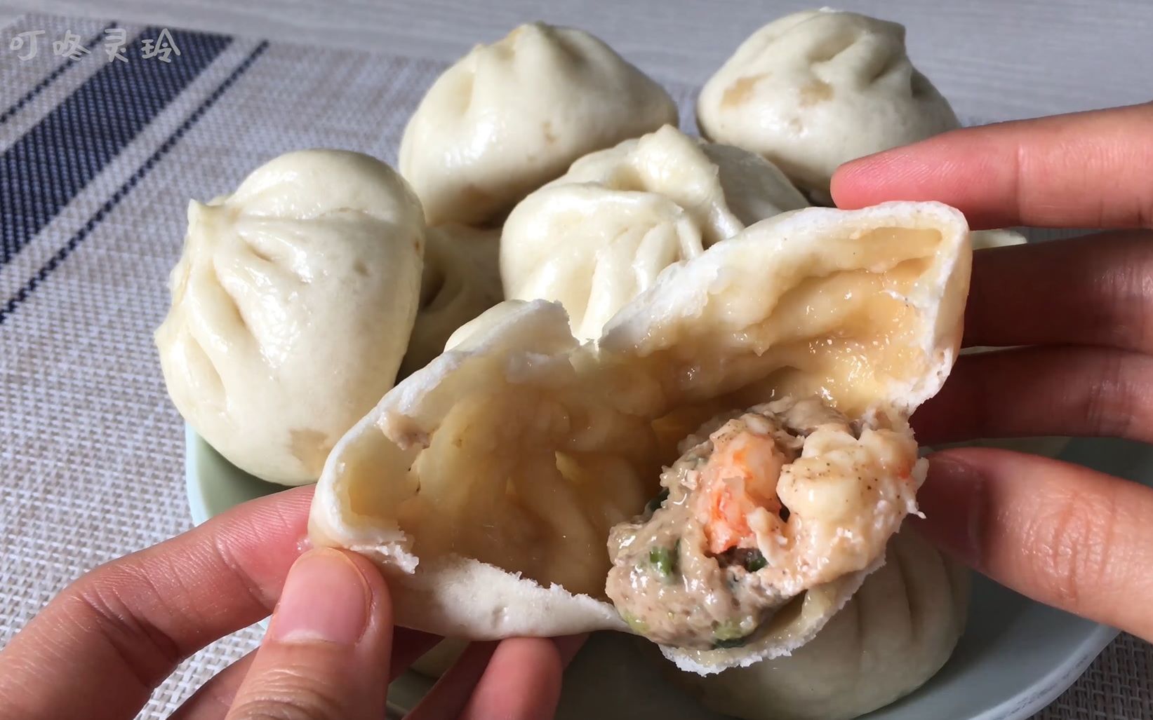多汁鲜肉虾包,鲜香多汁,制作并不难,在家做更卫生_哔哩哔哩 (゜-゜)つ