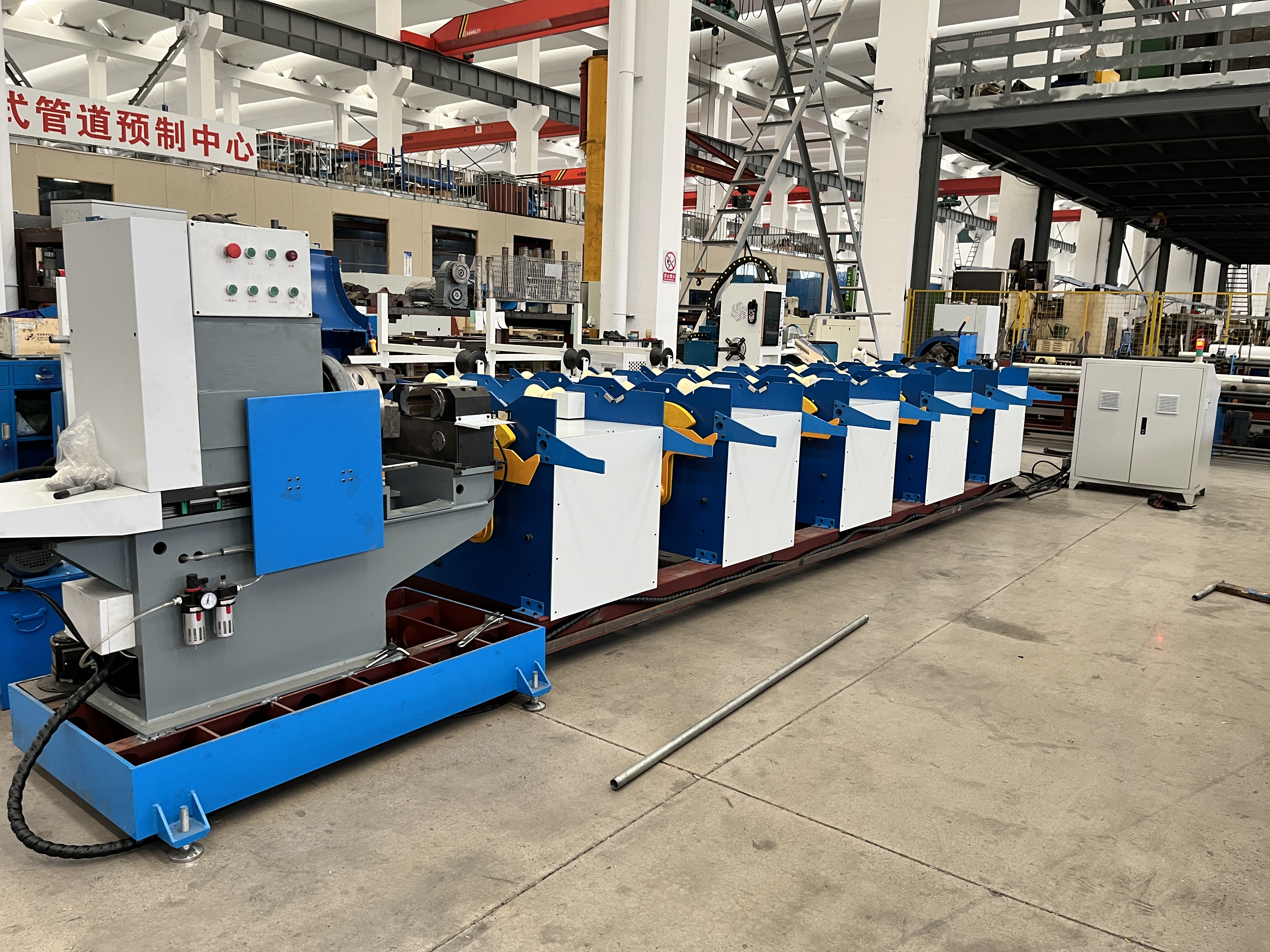 5米-6米全自动套丝生产线,长管可进行双头自动套丝,也可按客户需求