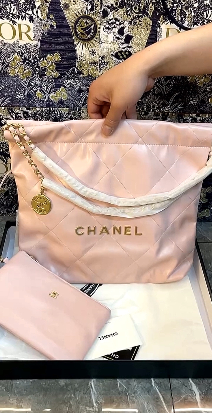 chanel 小牛皮浅粉色托特包包分享来啦!