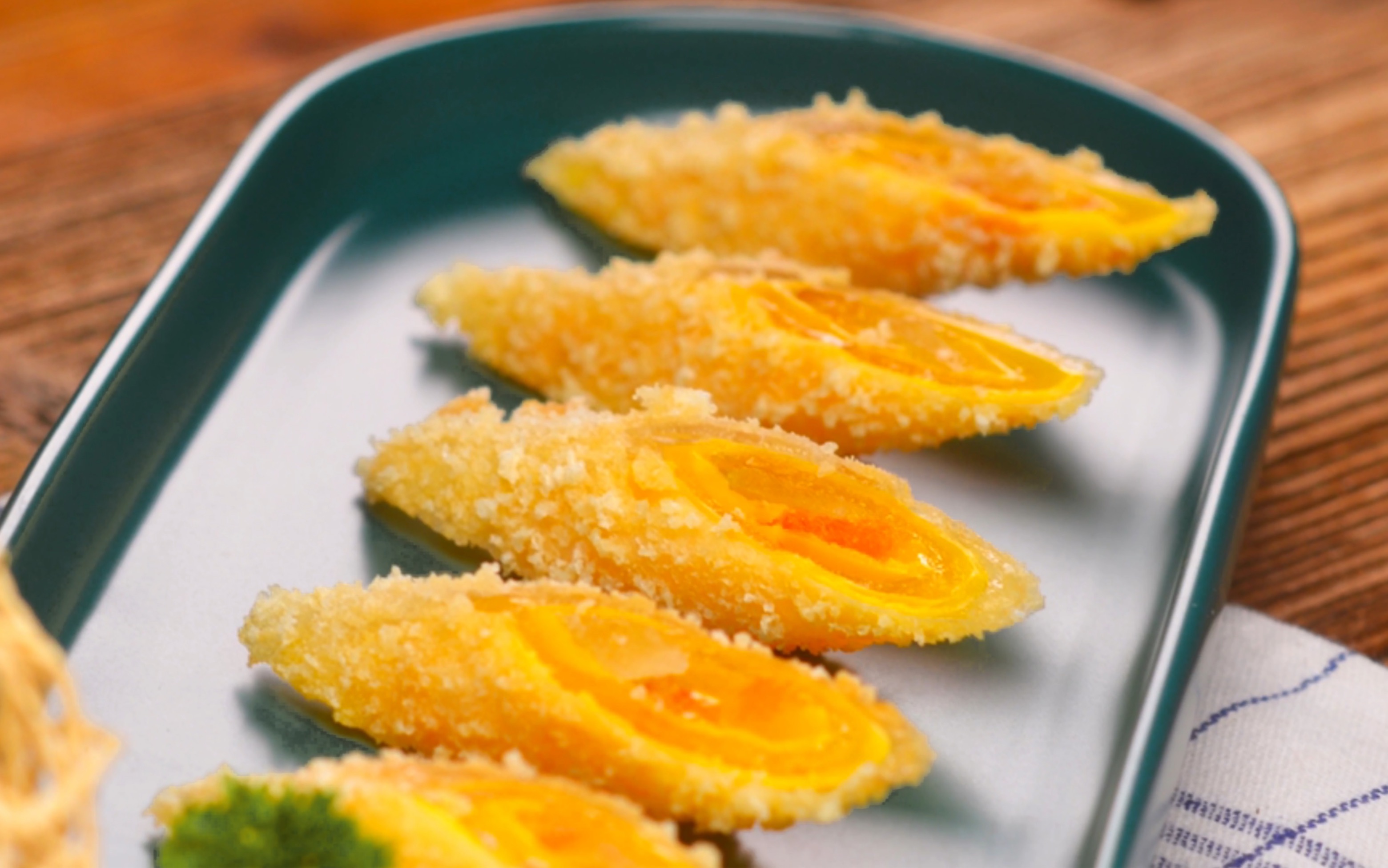 潮汕经典手作,咸蛋卷