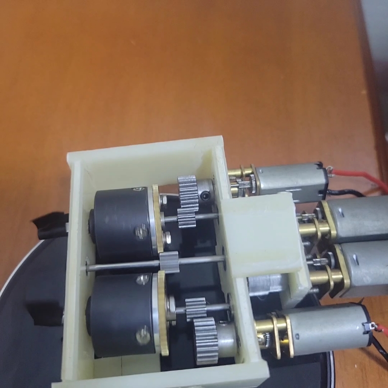 没事做了一个双流波箱,原理没有错.