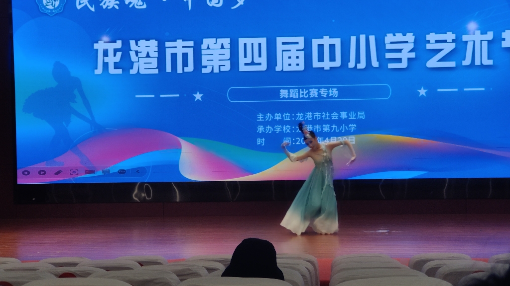 [图]学习独舞《影涧花神》