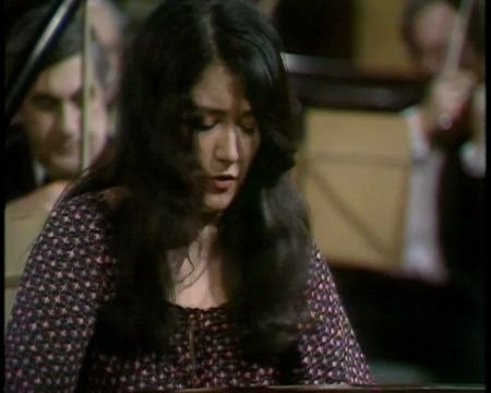 [图]普罗科菲耶夫第三钢琴协奏曲 - 玛塔·阿格里奇 / Prokofiev's Piano Concerto No. 3 - Martha Argerich