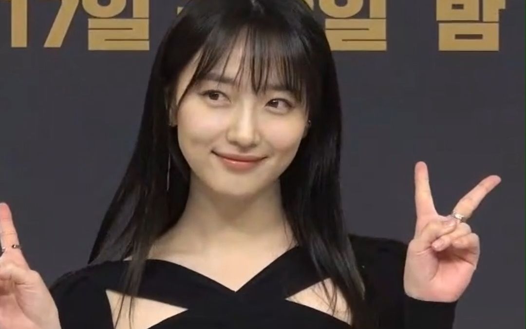 【表艺珍】长发all black造型好漂亮