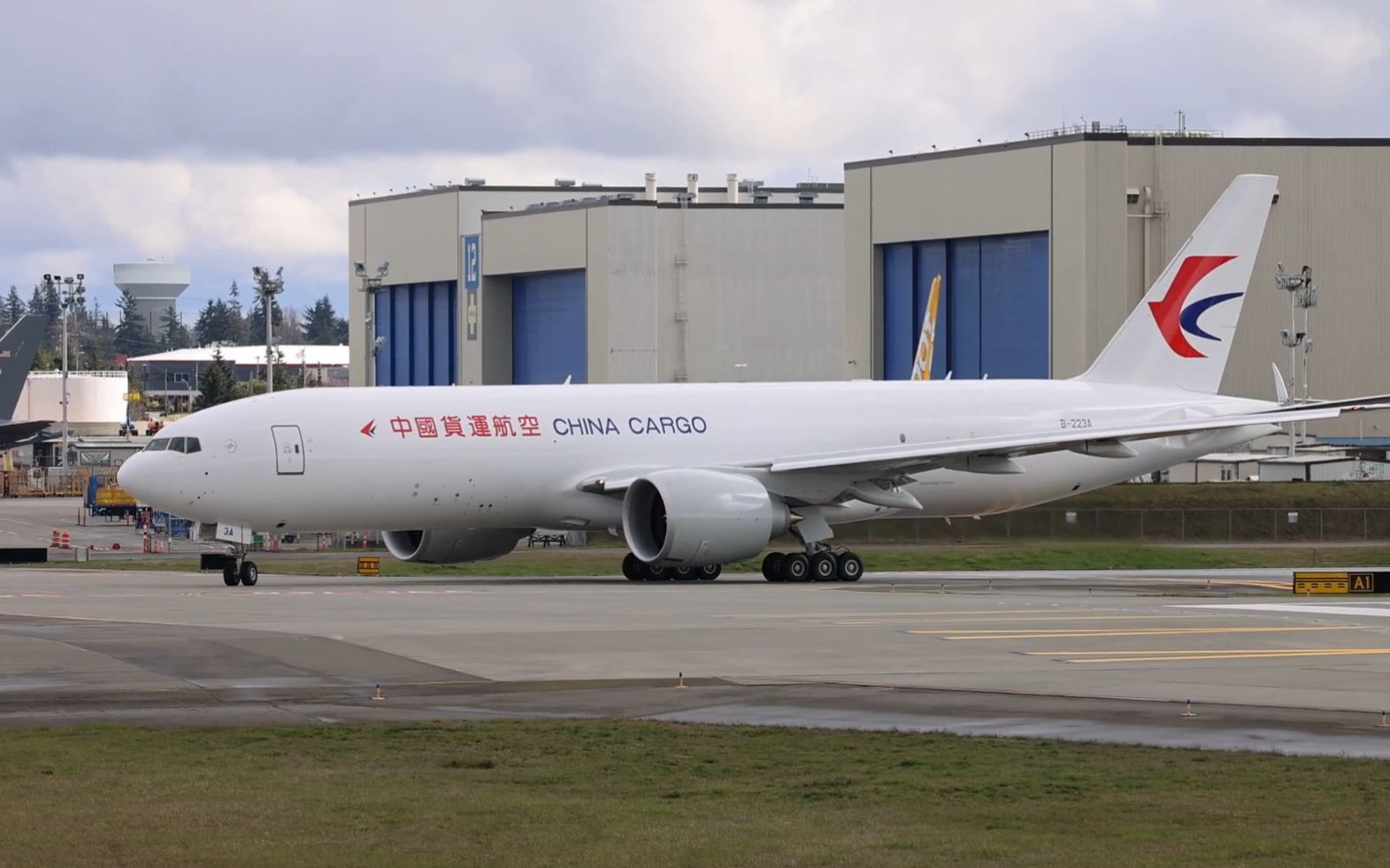 中国货运航空全新777货机交付飞行 20234
