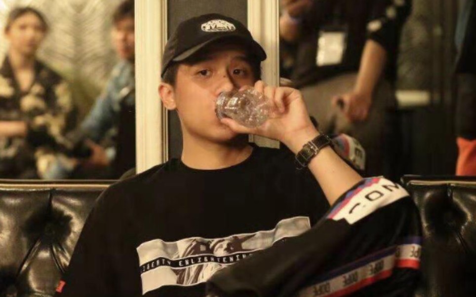 我爱你如磐石版坚硬法老亲密爱人2017mv