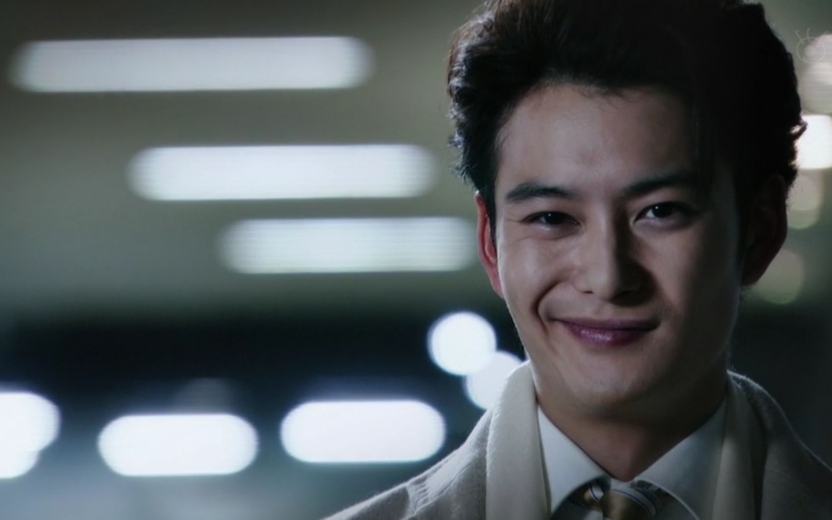 legalhigh羽生邪魅一笑知道事情并不简单